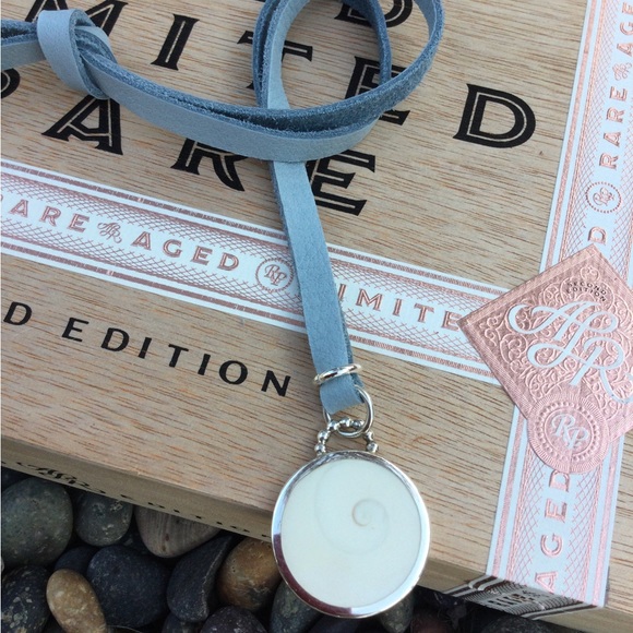 Natural Shiva Eye Pendant - 925 Sterling Silver, bead ball accents. - Picture 2 of 7